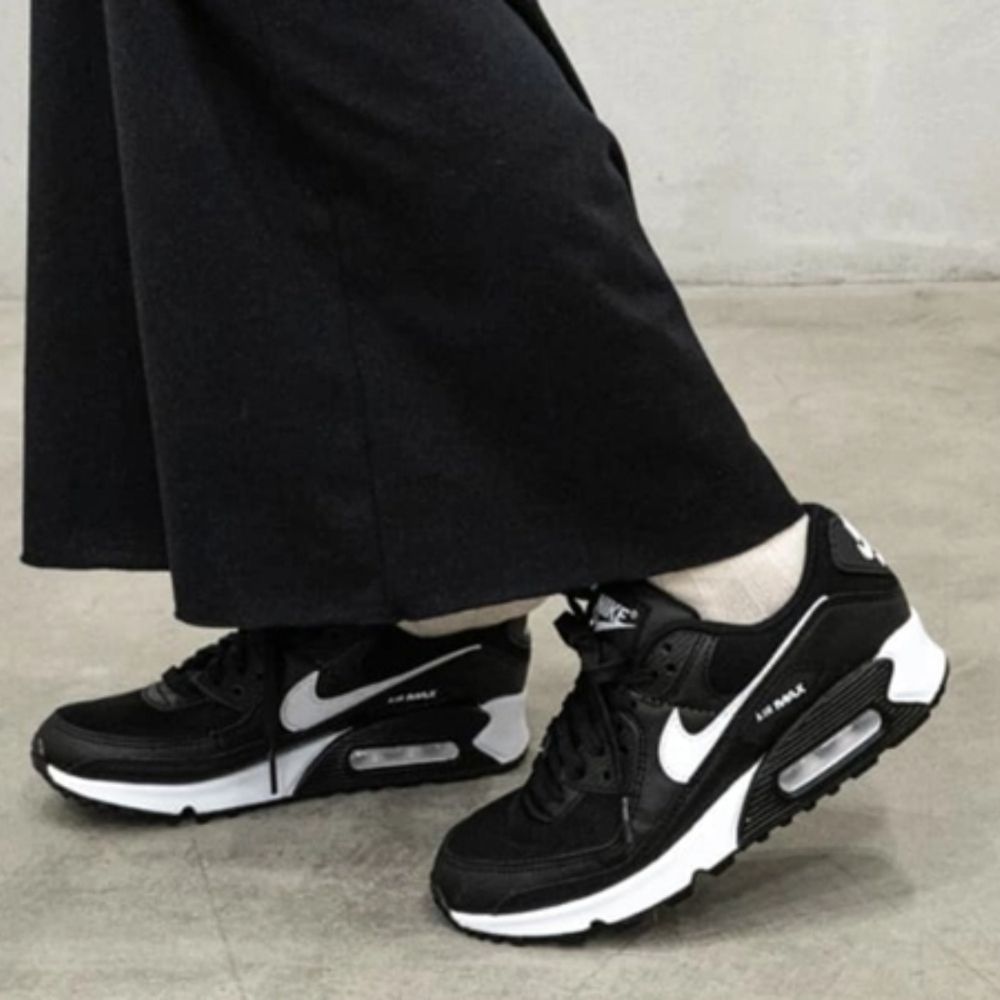 Nike Air Max 90 "Black"