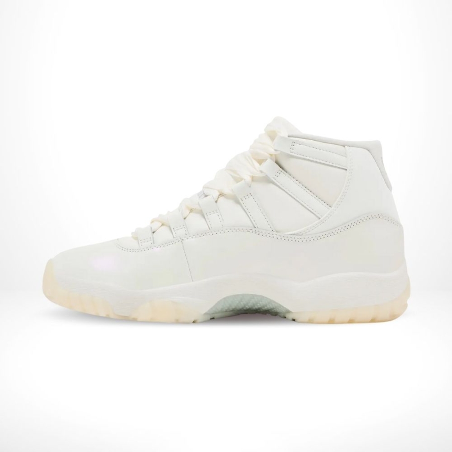 Medial side view of the Air Jordan 11