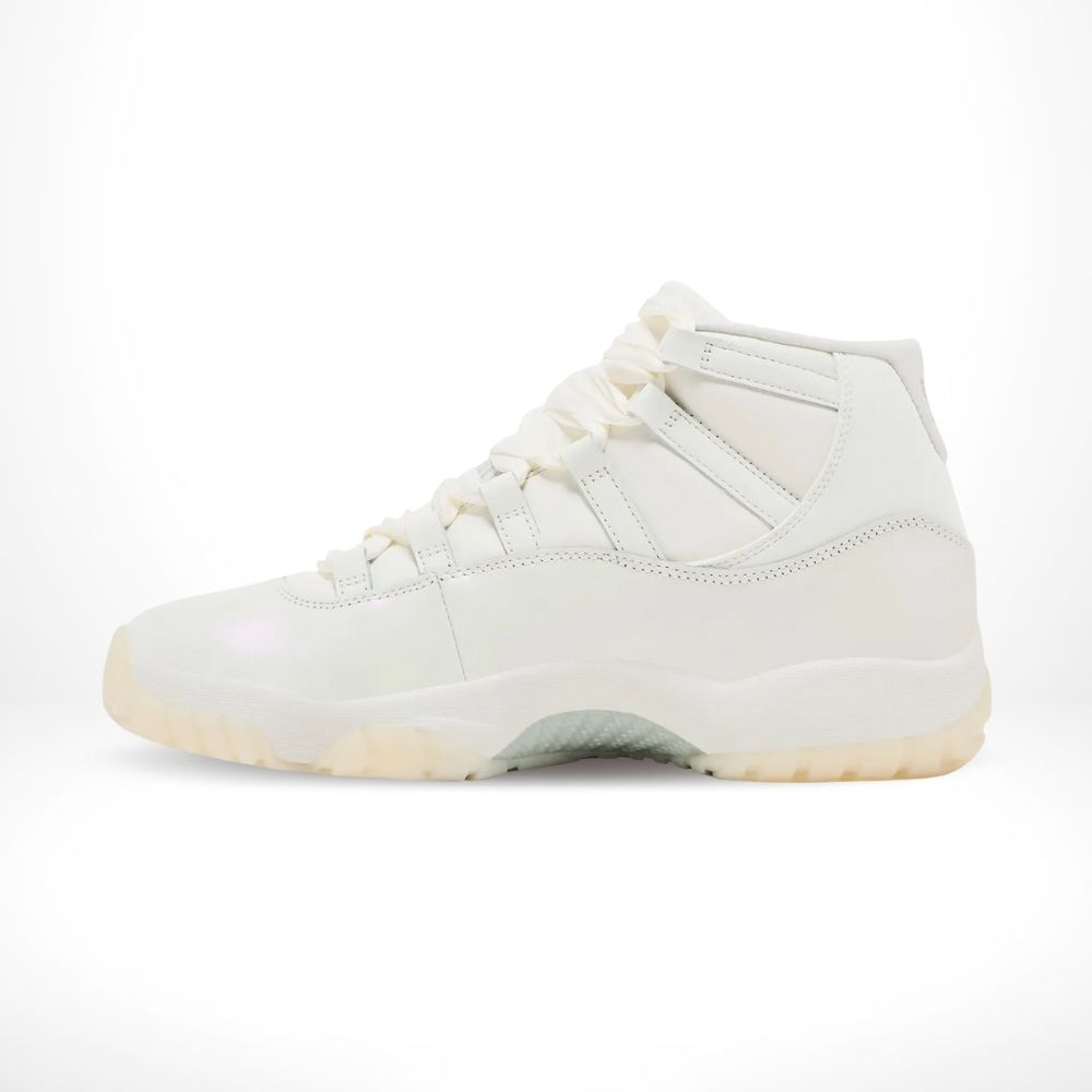 Medial side view of the Air Jordan 11